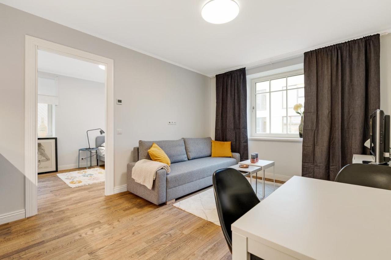 タリンCharming 1Br In Superb Location, Free Parking & Wi-Fiアパートメント エクステリア 写真