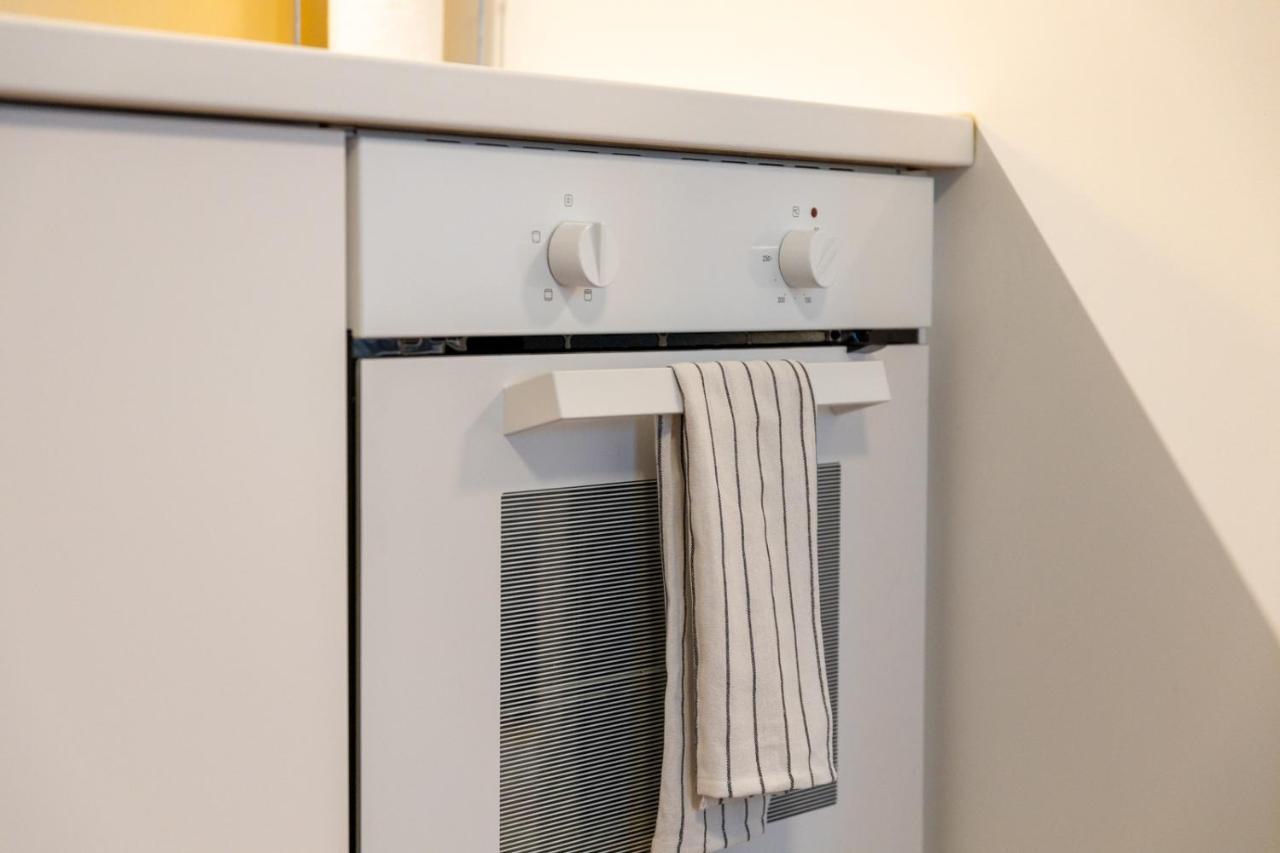 タリンCharming 1Br In Superb Location, Free Parking & Wi-Fiアパートメント エクステリア 写真