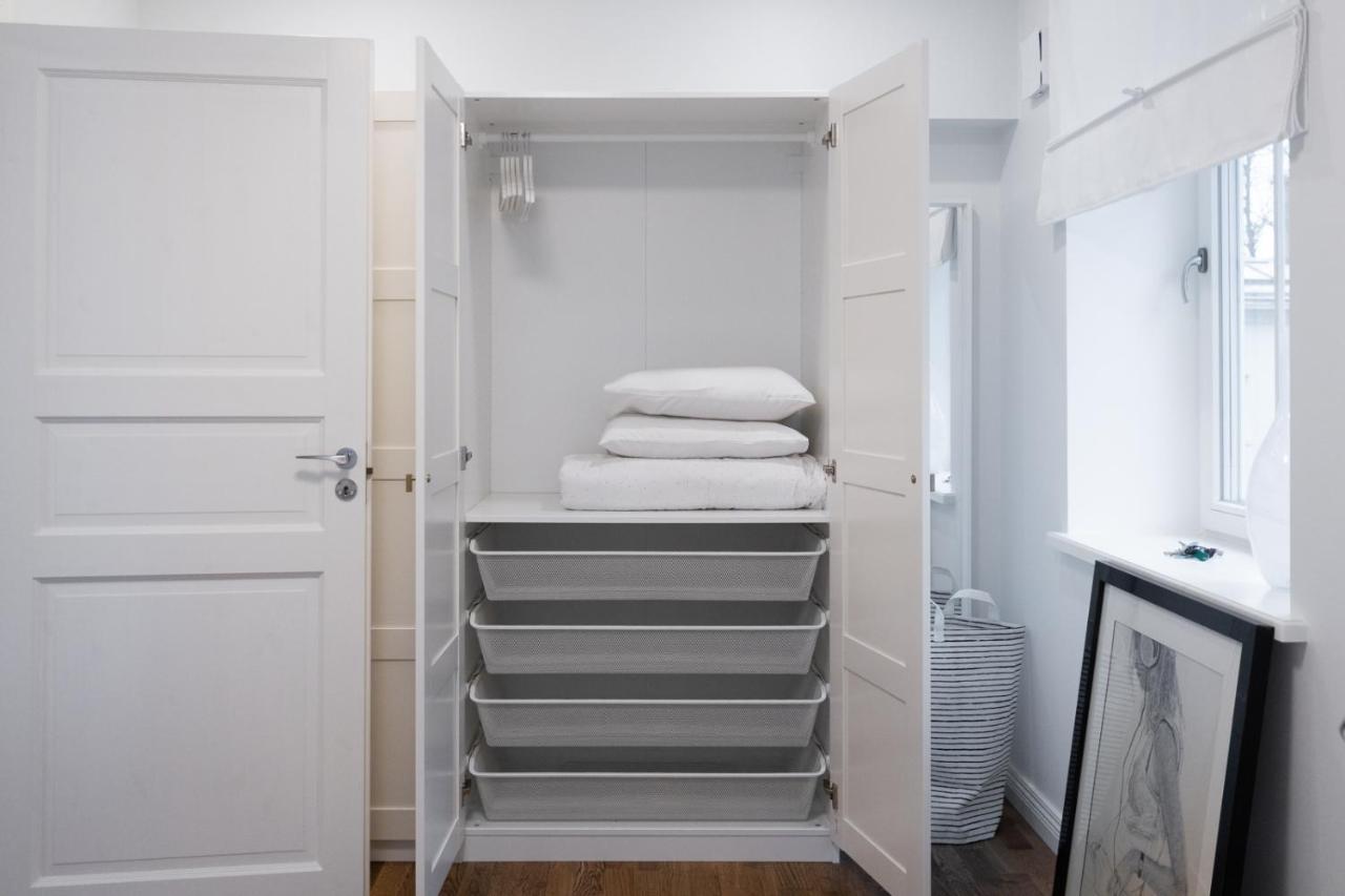 タリンCharming 1Br In Superb Location, Free Parking & Wi-Fiアパートメント エクステリア 写真