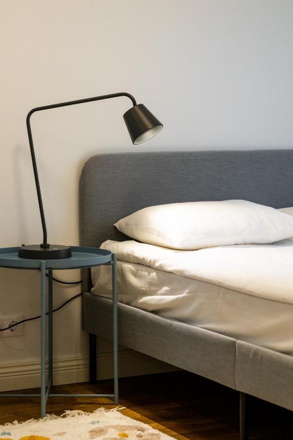 タリンCharming 1Br In Superb Location, Free Parking & Wi-Fiアパートメント エクステリア 写真